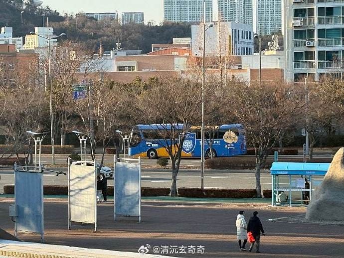  泰山隊退賽！博主：蔚山的大巴已經(jīng)抵達球場，隨后又開了回去