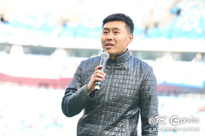  感謝姜寧和劉震理為中國足球、青島足球、青島海牛做出的貢獻(xiàn)