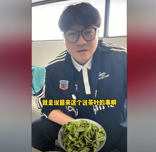  趙鵬：不太清楚賈秀全要球員買茶葉的段子，但這在現(xiàn)實(shí)中也正常