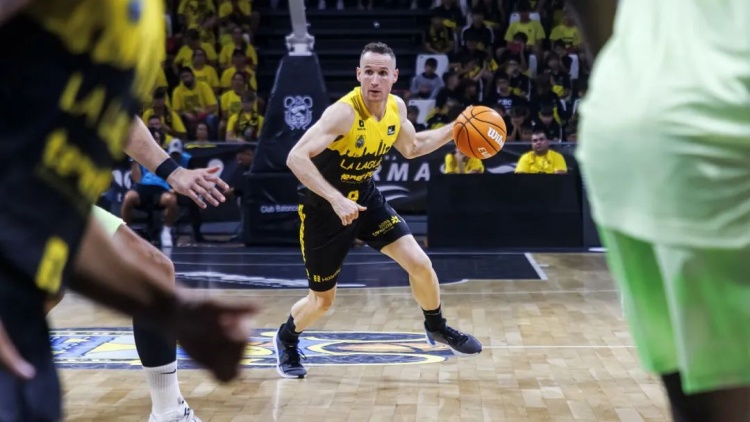  NBA初代老六，42歲進(jìn)入生涯巔峰？！