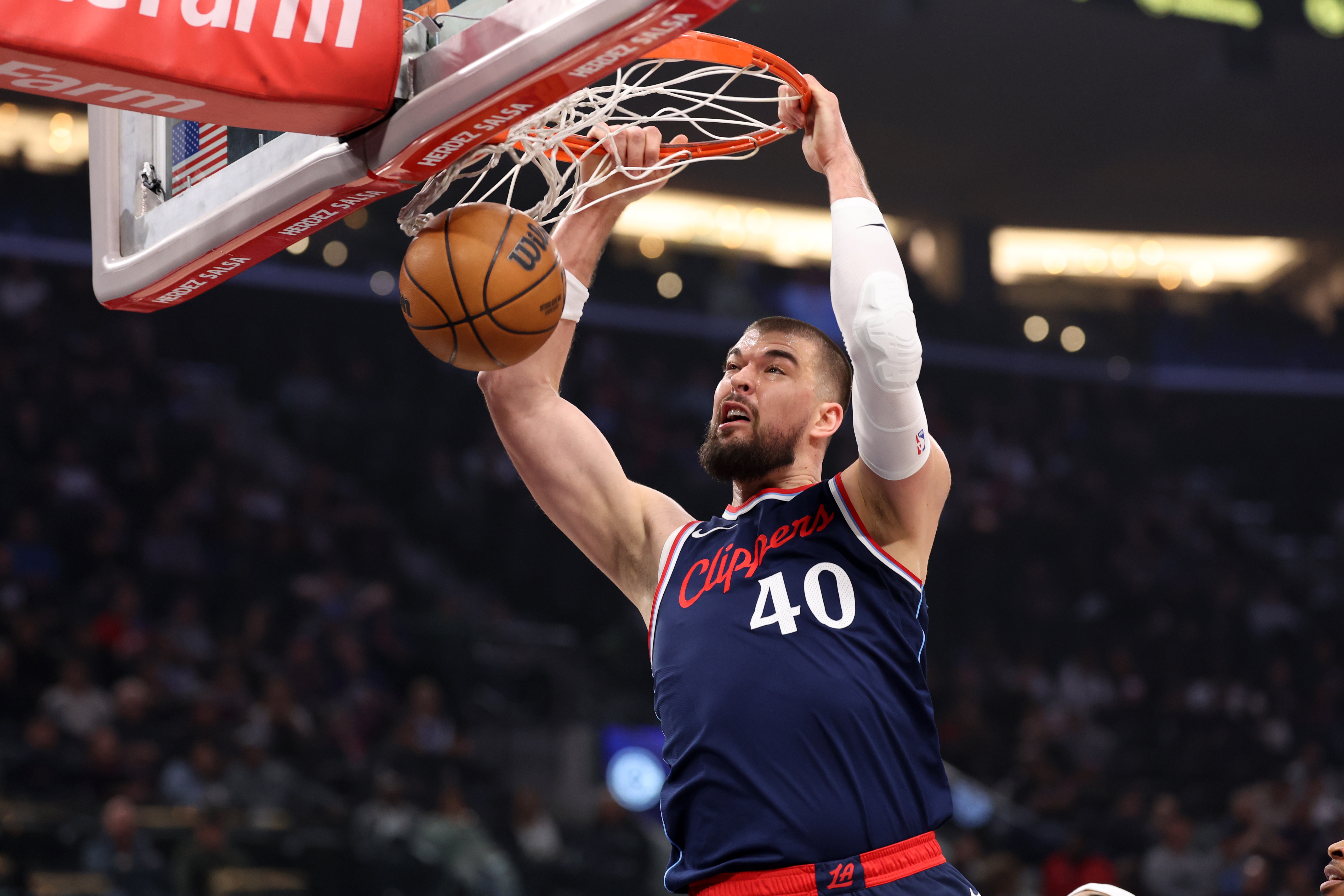  26分13板！船記：祖巴茨看起來仍然是NBA最好的中鋒之一