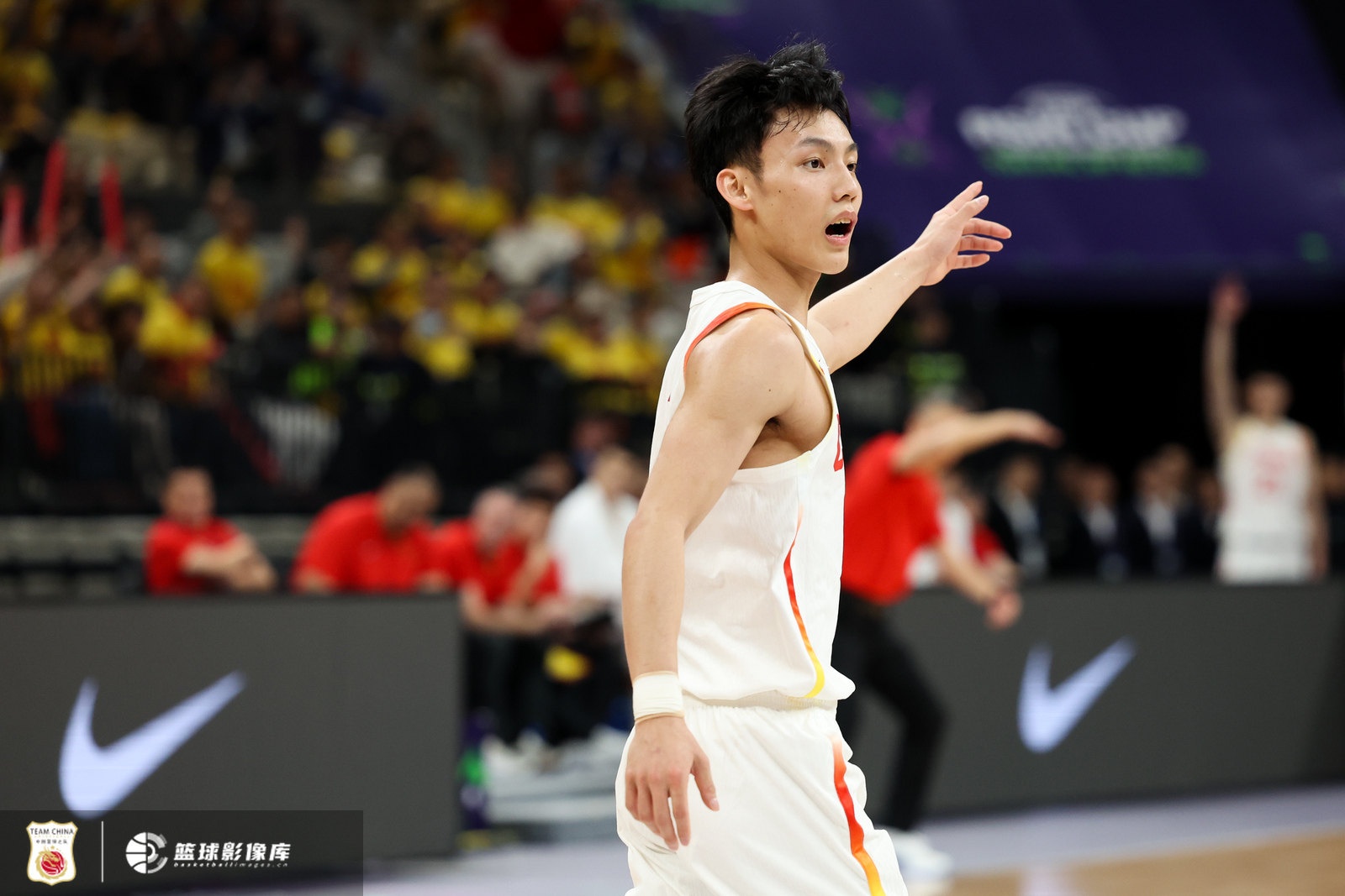  首發(fā)出戰(zhàn)不在狀態(tài)！徐杰全場(chǎng)3中0沒(méi)得分 拿到3板1助2斷另2失誤
