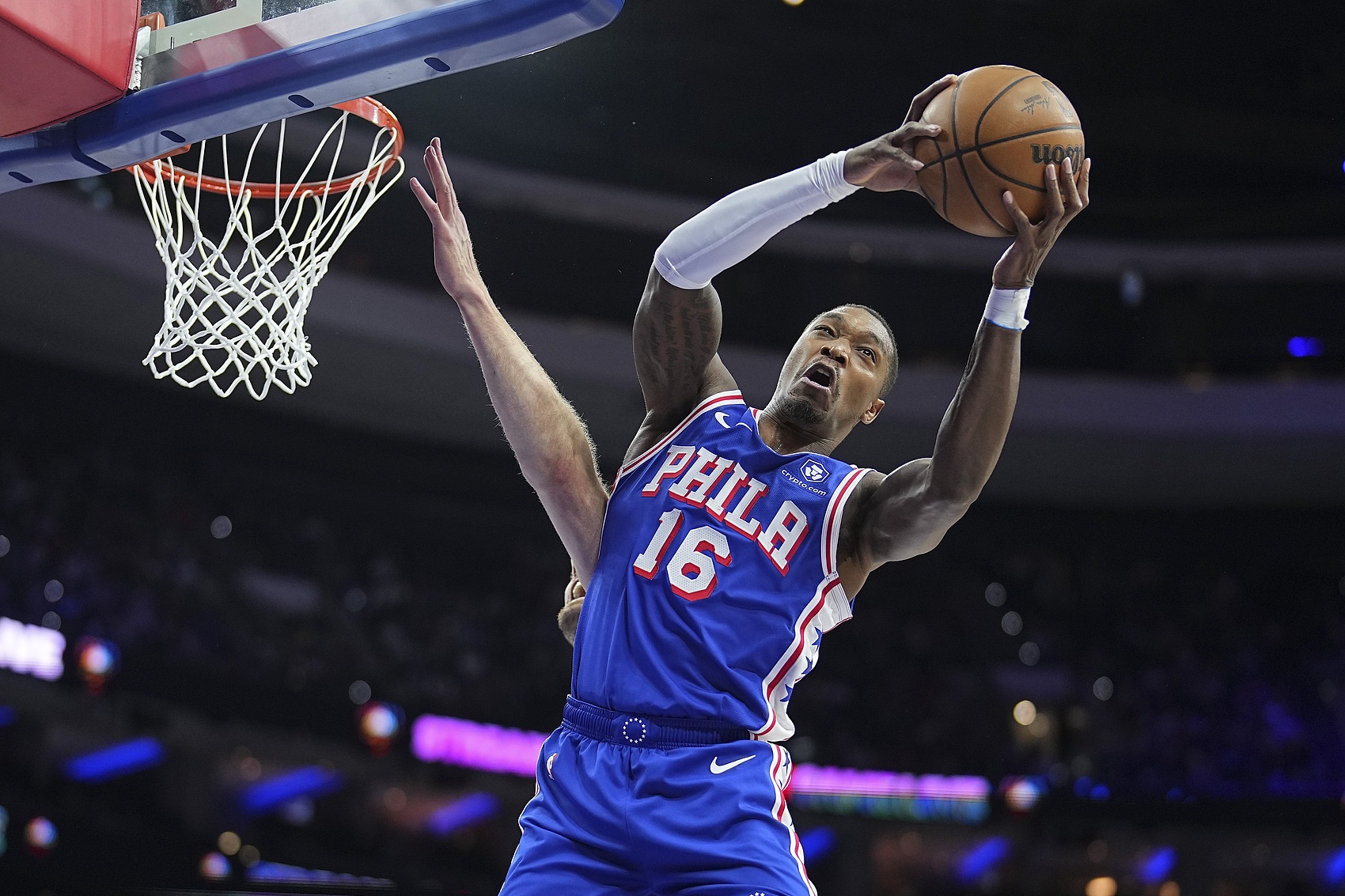  歡迎回到NBA！朗尼-沃克貢獻25分11籃板5助攻 獲得生涯首次兩雙